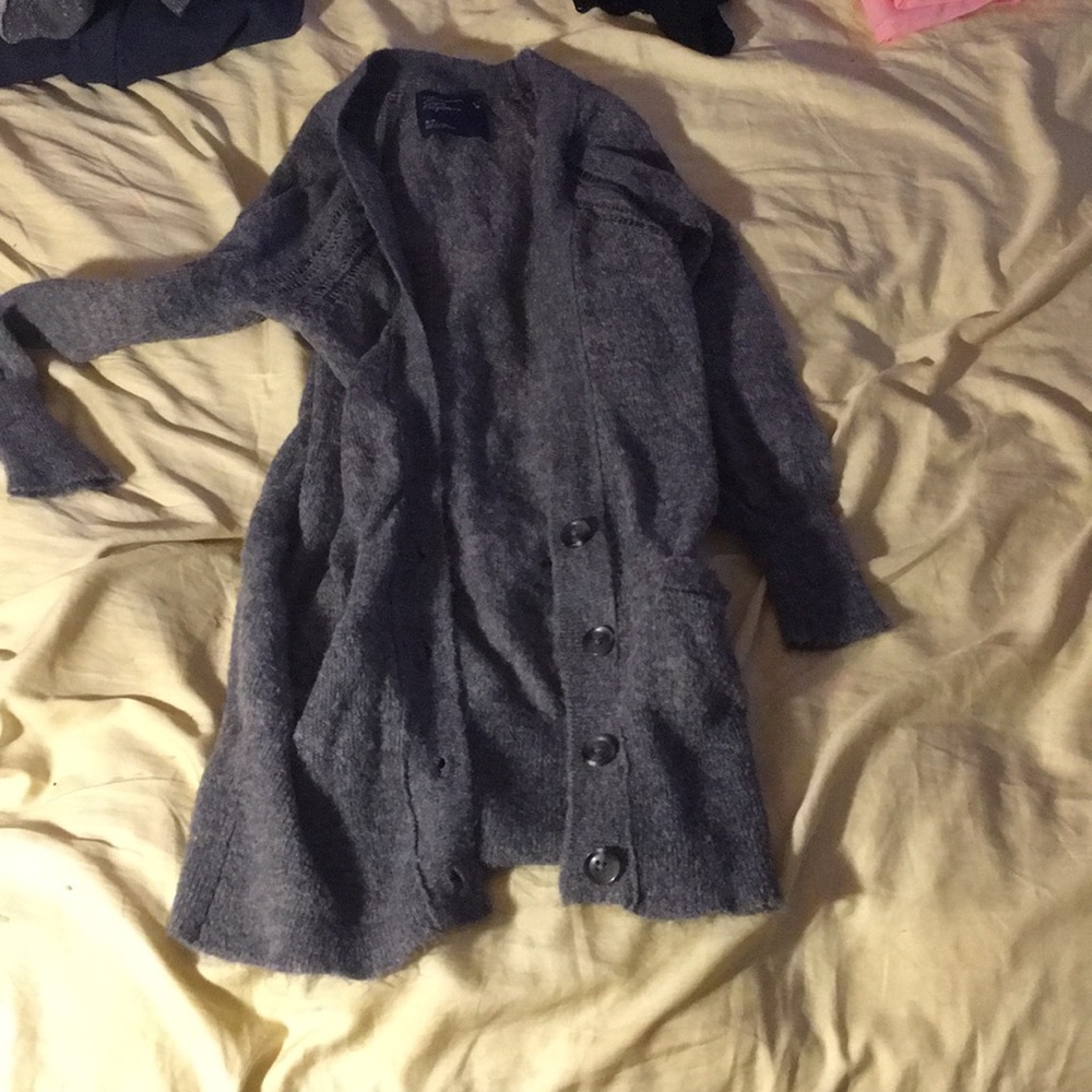 i am selling a cardigan